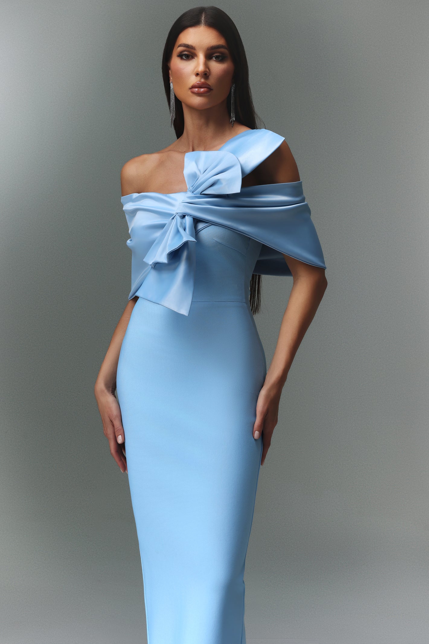 Uara Off-The-Shoulder Bow Bandage Maxi Dress