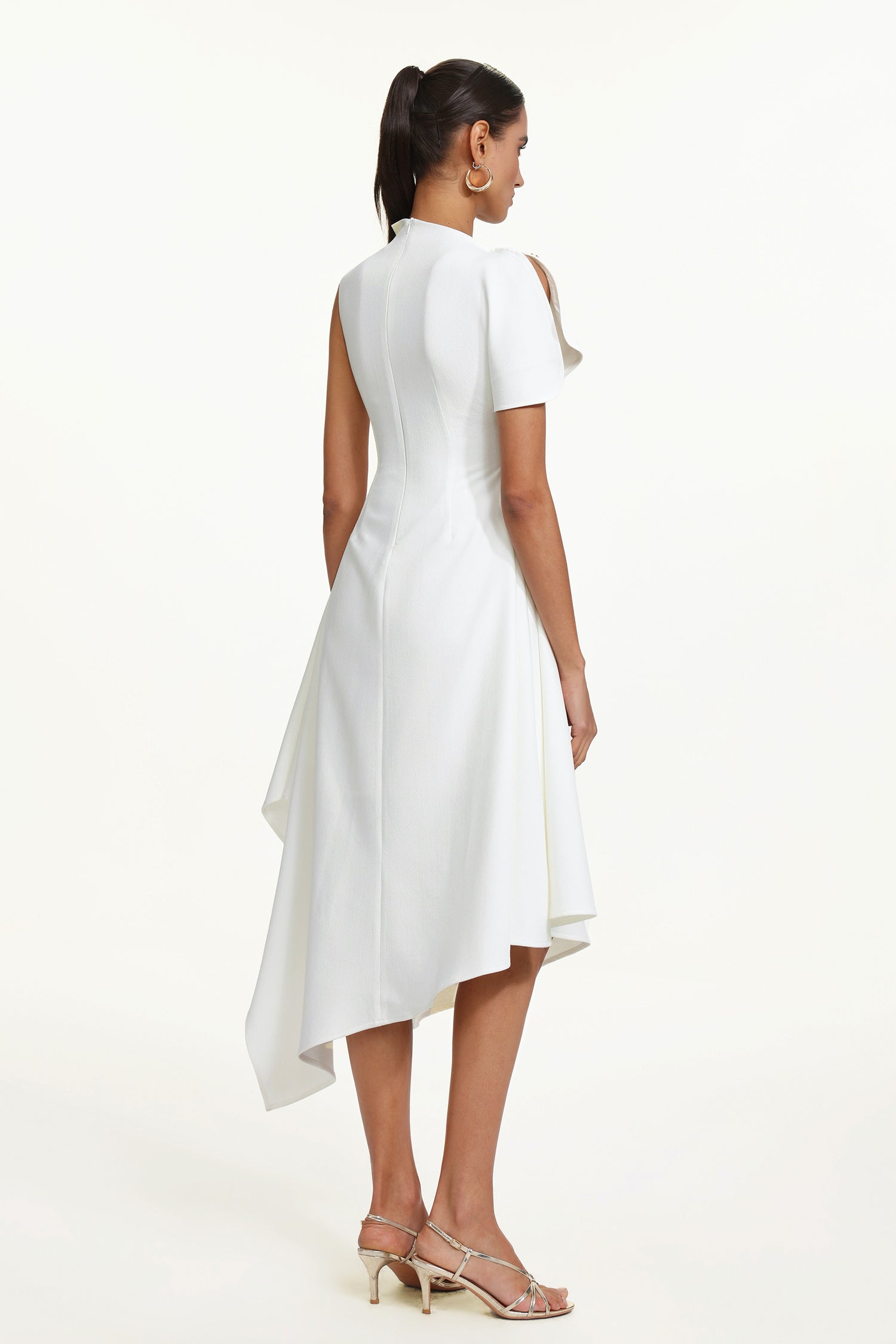 Weren Elegant Contour High Neck Asymmetric Maxi Dress