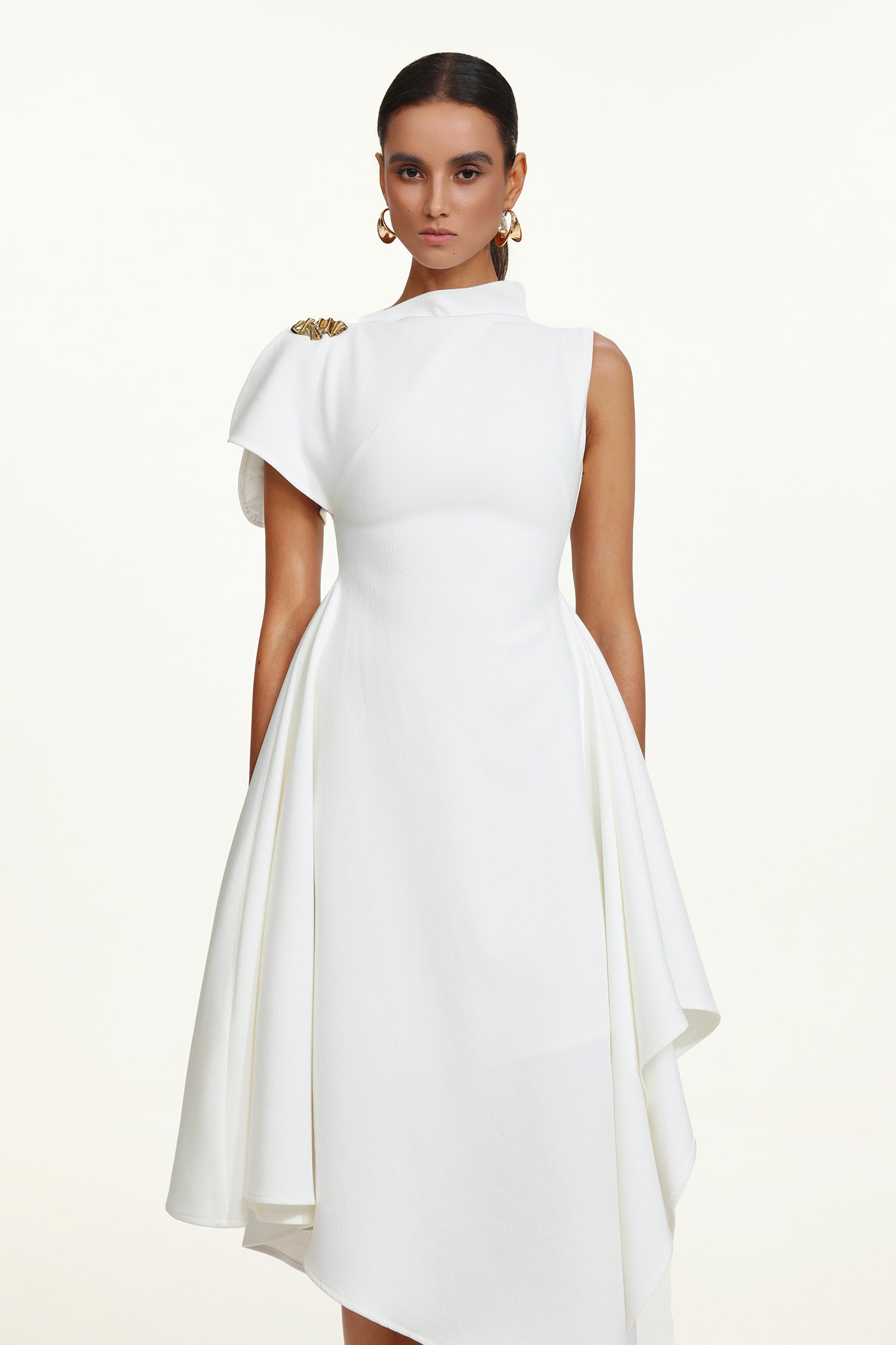 Weren Elegant Contour High Neck Asymmetric Maxi Dress