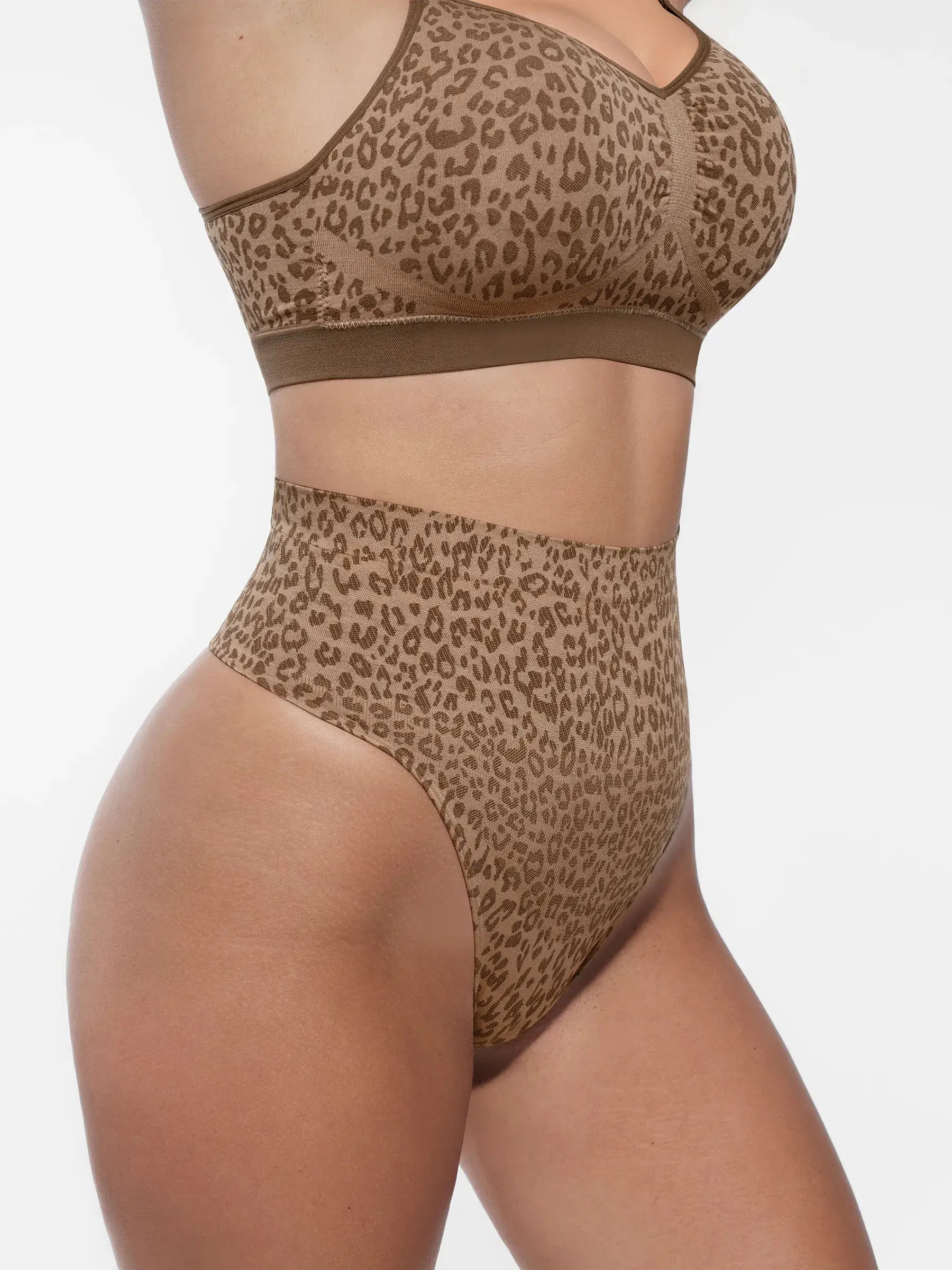 Neonwears Leopard Print Wireless Bra & Panty