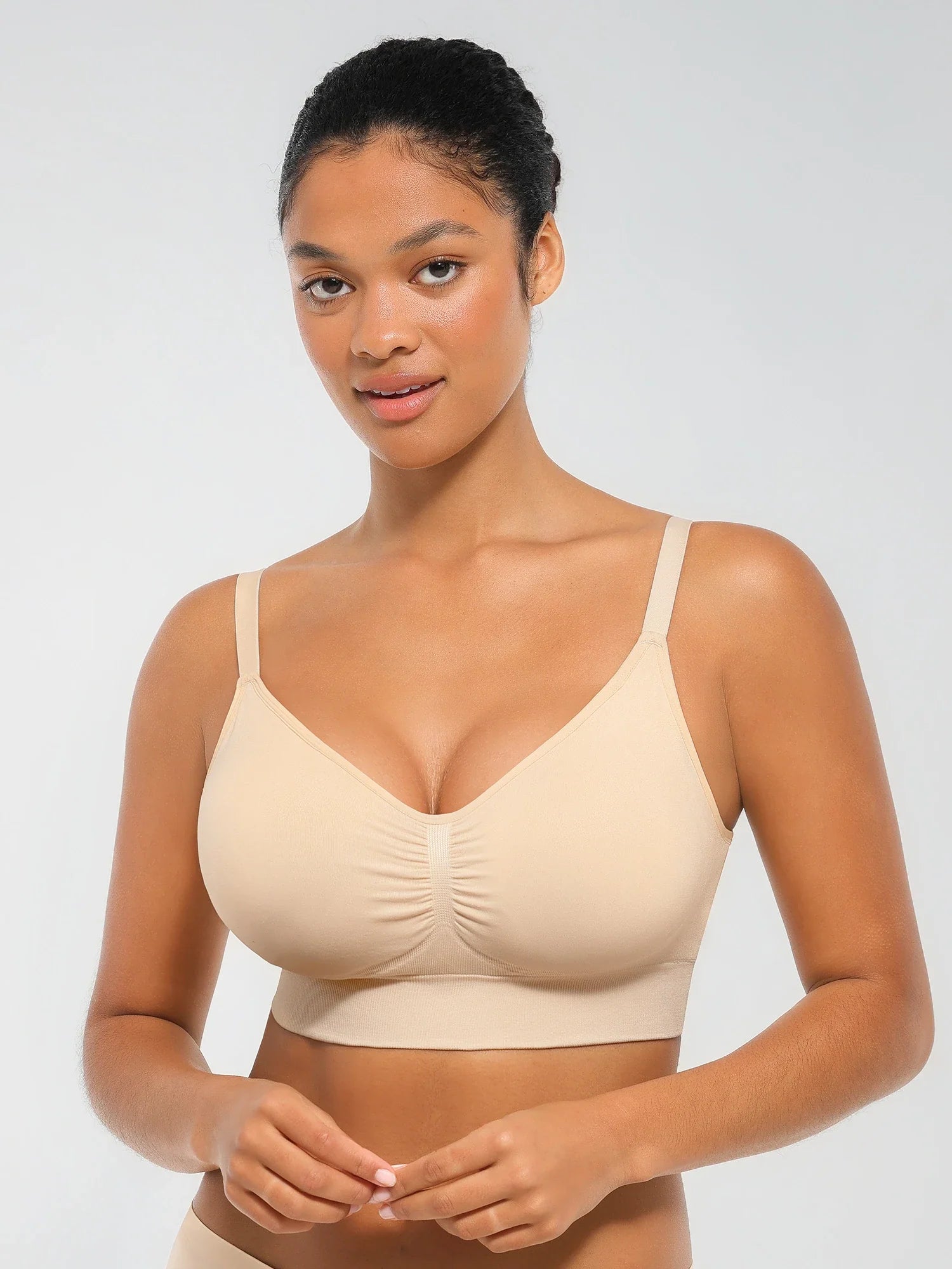 Neonwears Seamless Everyday Bra with Built-In Soft Padding